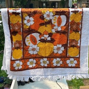 Vintage Floral Fruit Towel
